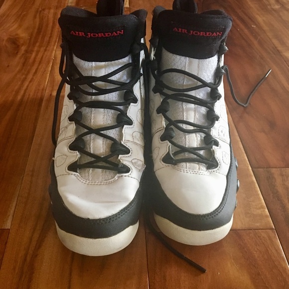 Air Jordan’s - Picture 4 of 4